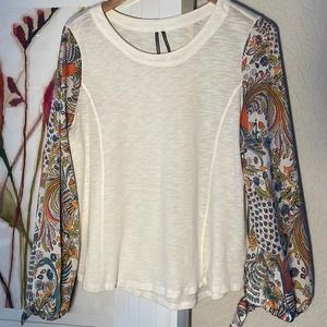 Anthropologie White Top Colorful Balloon Sleeves Medium